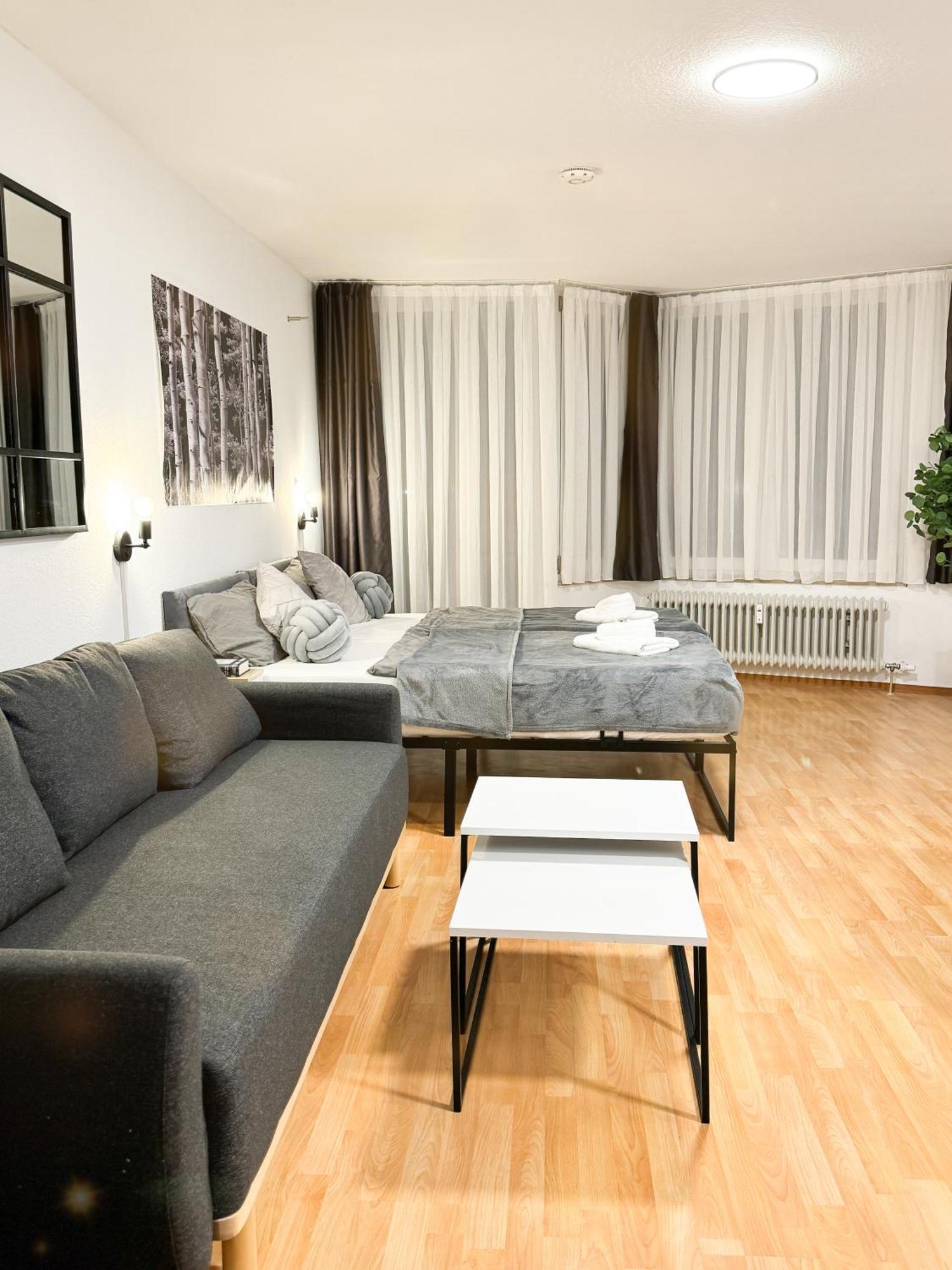 Modern Living In Karlsruhe - Frieden Apartments Exterior photo