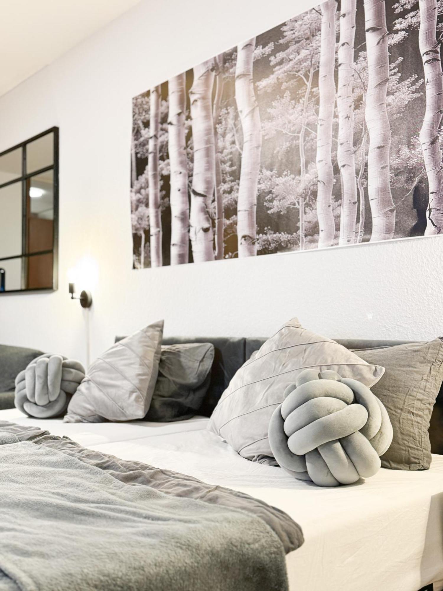 Modern Living In Karlsruhe - Frieden Apartments Exterior photo