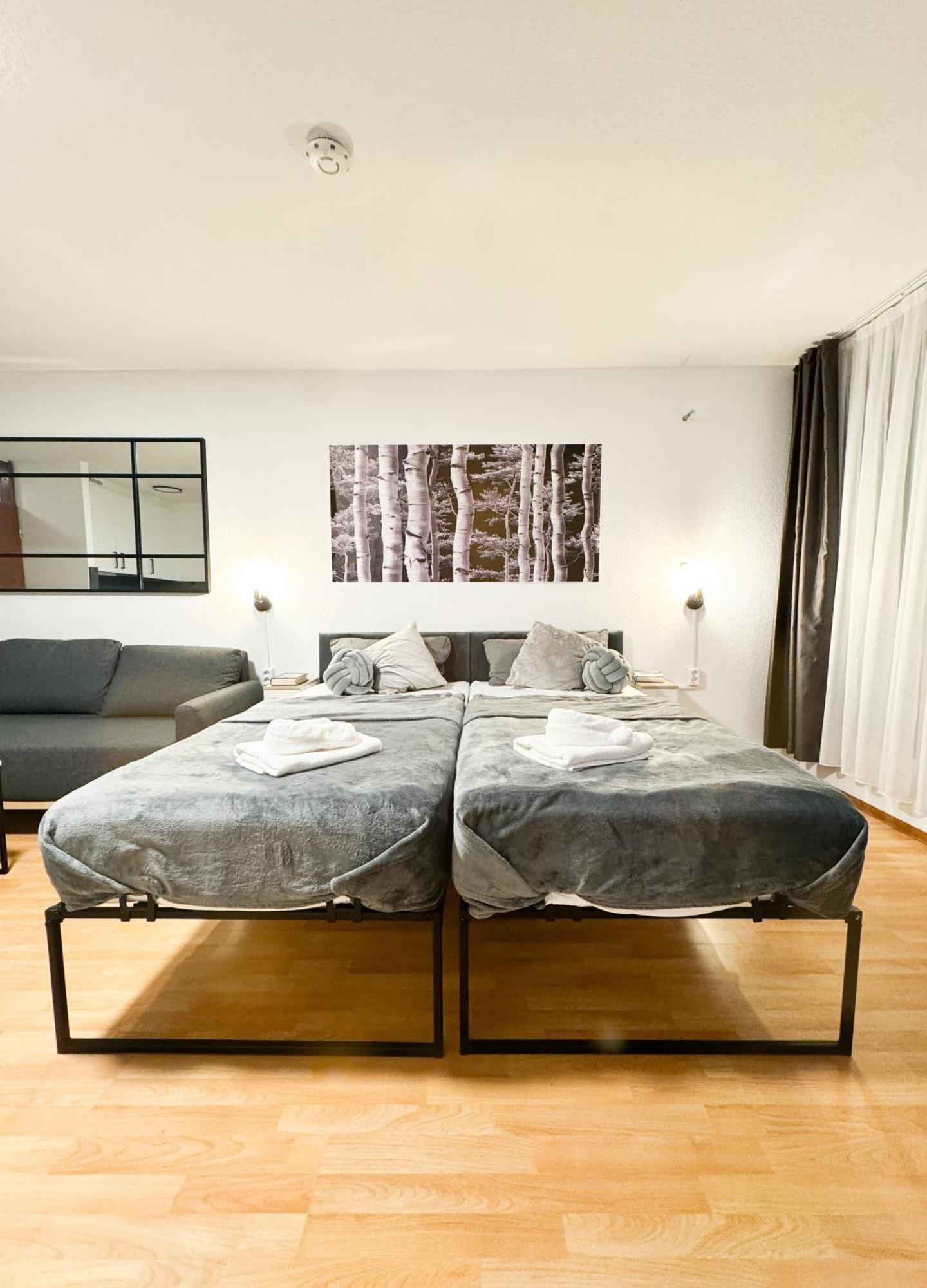 Modern Living In Karlsruhe - Frieden Apartments Exterior photo