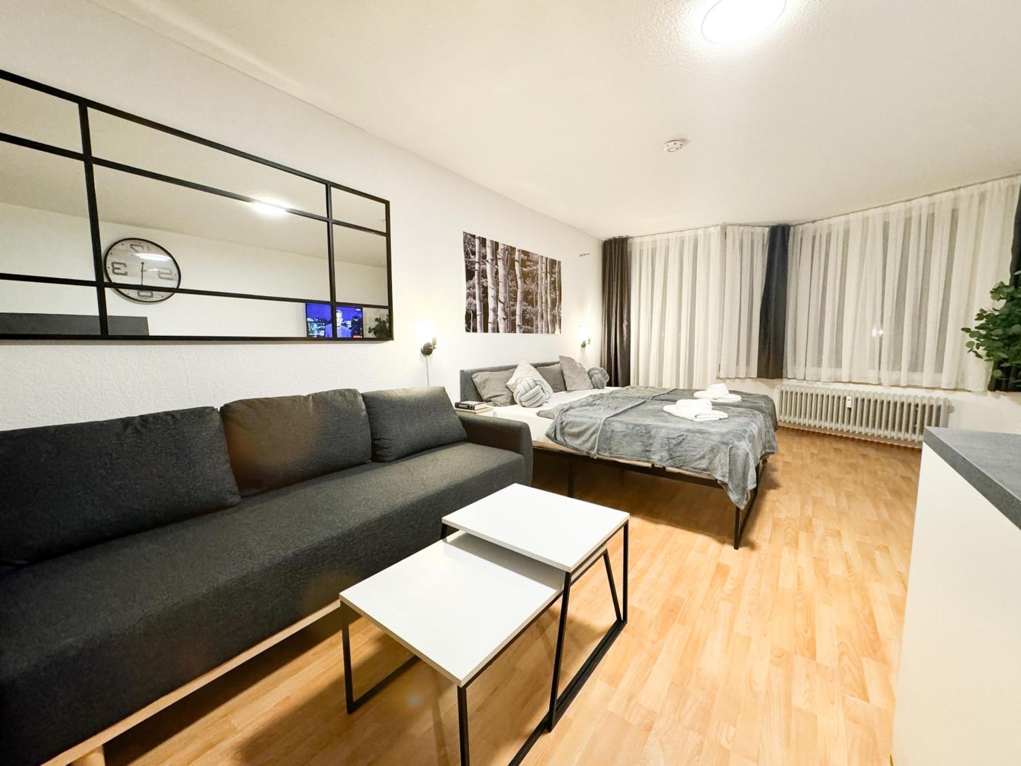 Modern Living In Karlsruhe - Frieden Apartments Exterior photo